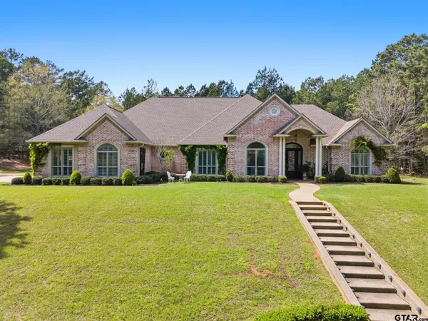 $775,000 | 481 An County Road 4035, Palestine, TX 75803