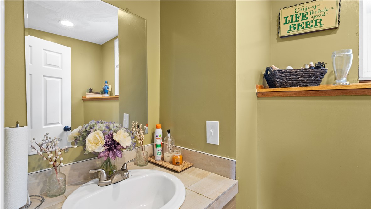 59 Stanley Mowry Road Scituate, RI 02825 - Photo 27 of 43