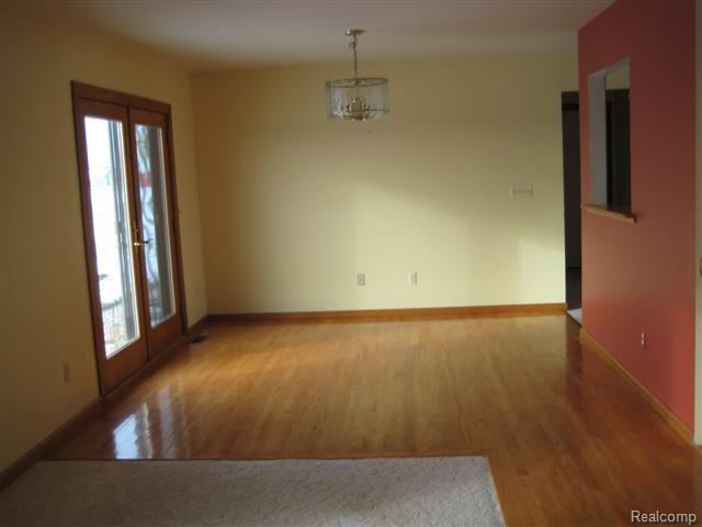 6037 Harris Road Jeddo, MI 48032 - Photo 11 of 11 11 Dining