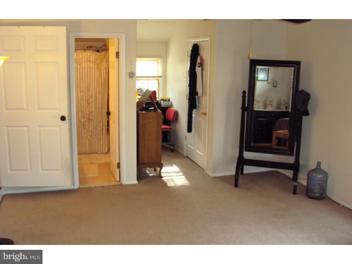 1737 Red Oak Road Williamstown, NJ 08094 - Photo 18 of 21 Master Bedroom