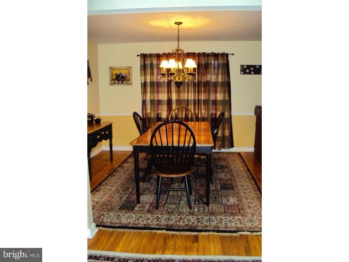 1737 Red Oak Road Williamstown, NJ 08094 - Photo 6 of 21 Dining Room