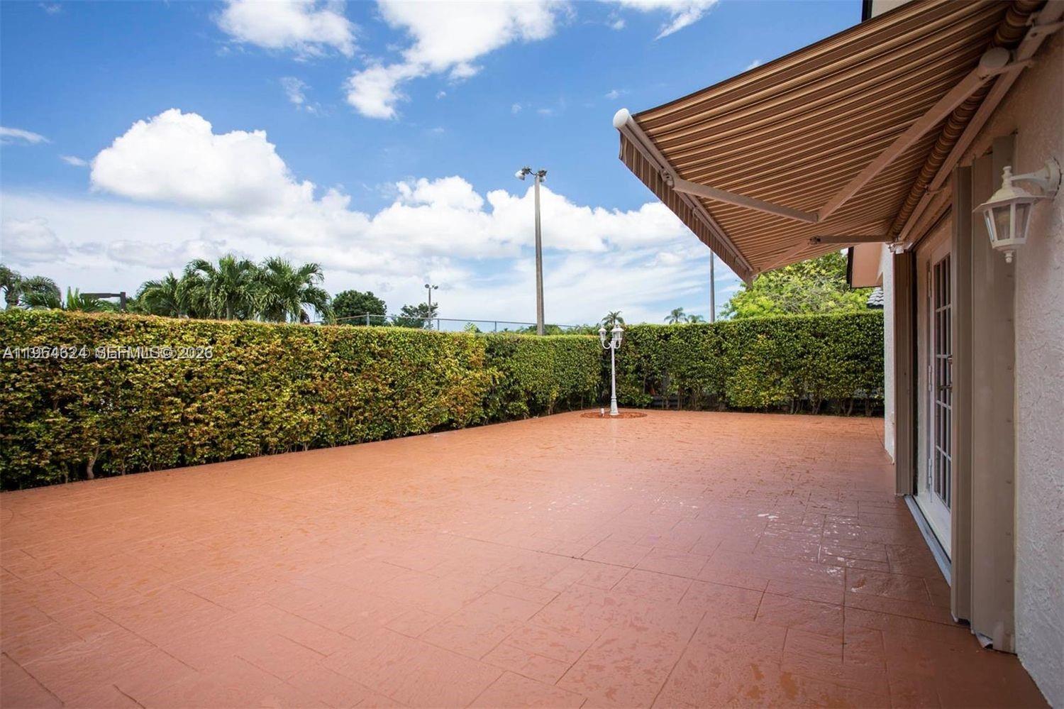 6811 Southwest 105th Court Miami, FL 33173 - Photo 15 of 16