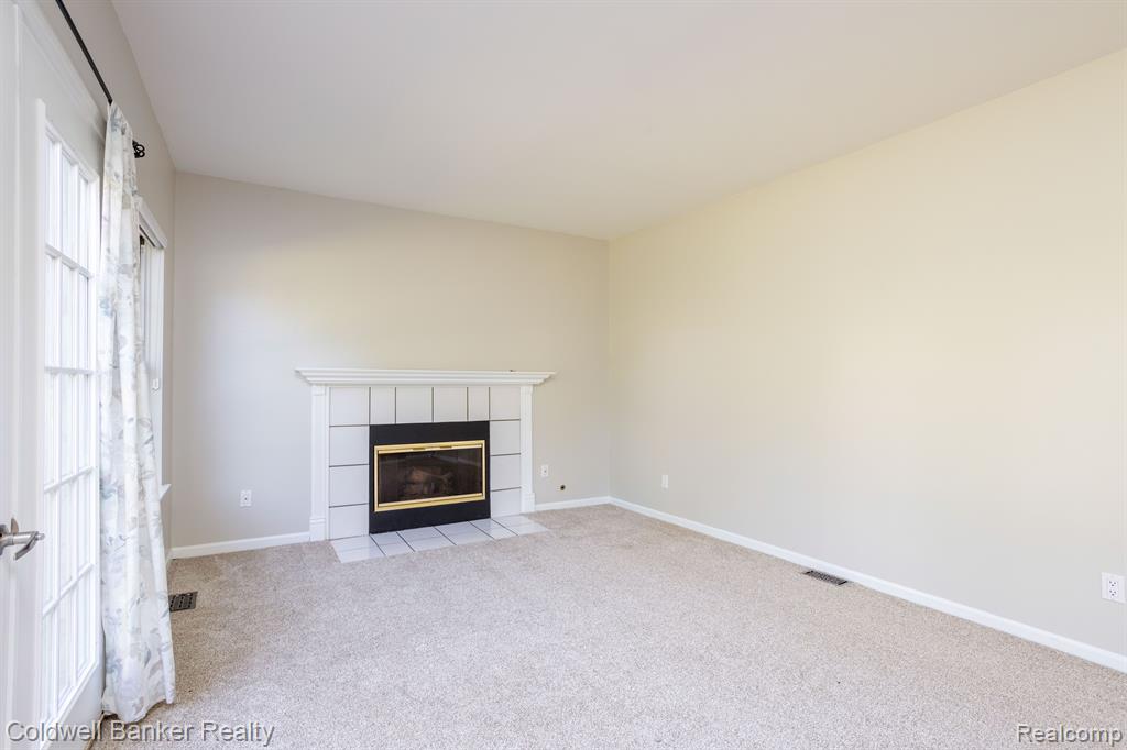 24261 Scarlet Court Novi, MI 48374 - Photo 22 of 44