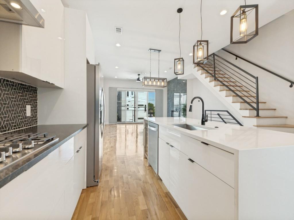 4119 Munger Avenue Dallas, TX 75204 - Photo 1 of 23