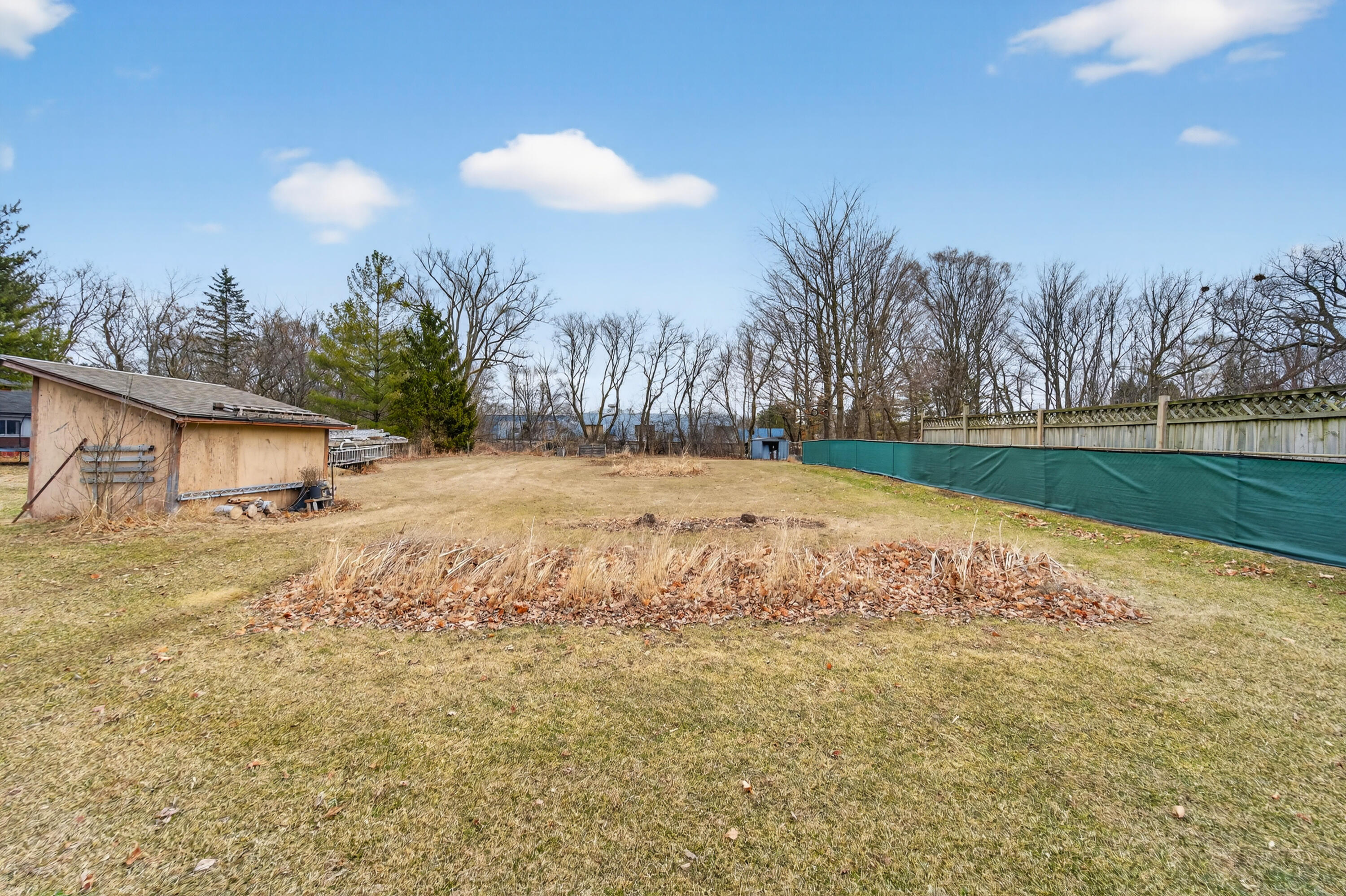 35214 Washington Avenue Rochester, WI 53105 - Photo 22 of 23 DSC03397