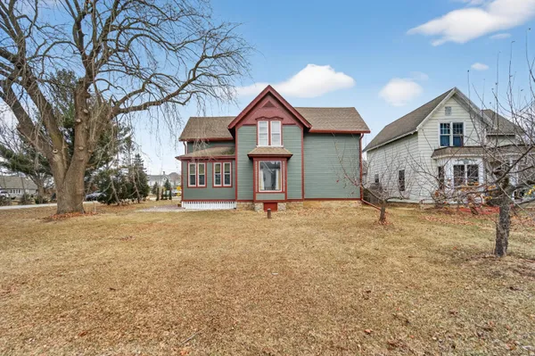 $389,900 | 35214 Washington Avenue, Rochester, WI 53105