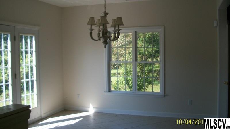 4041 River Road Hickory, NC 28602 - Photo 5 of 11