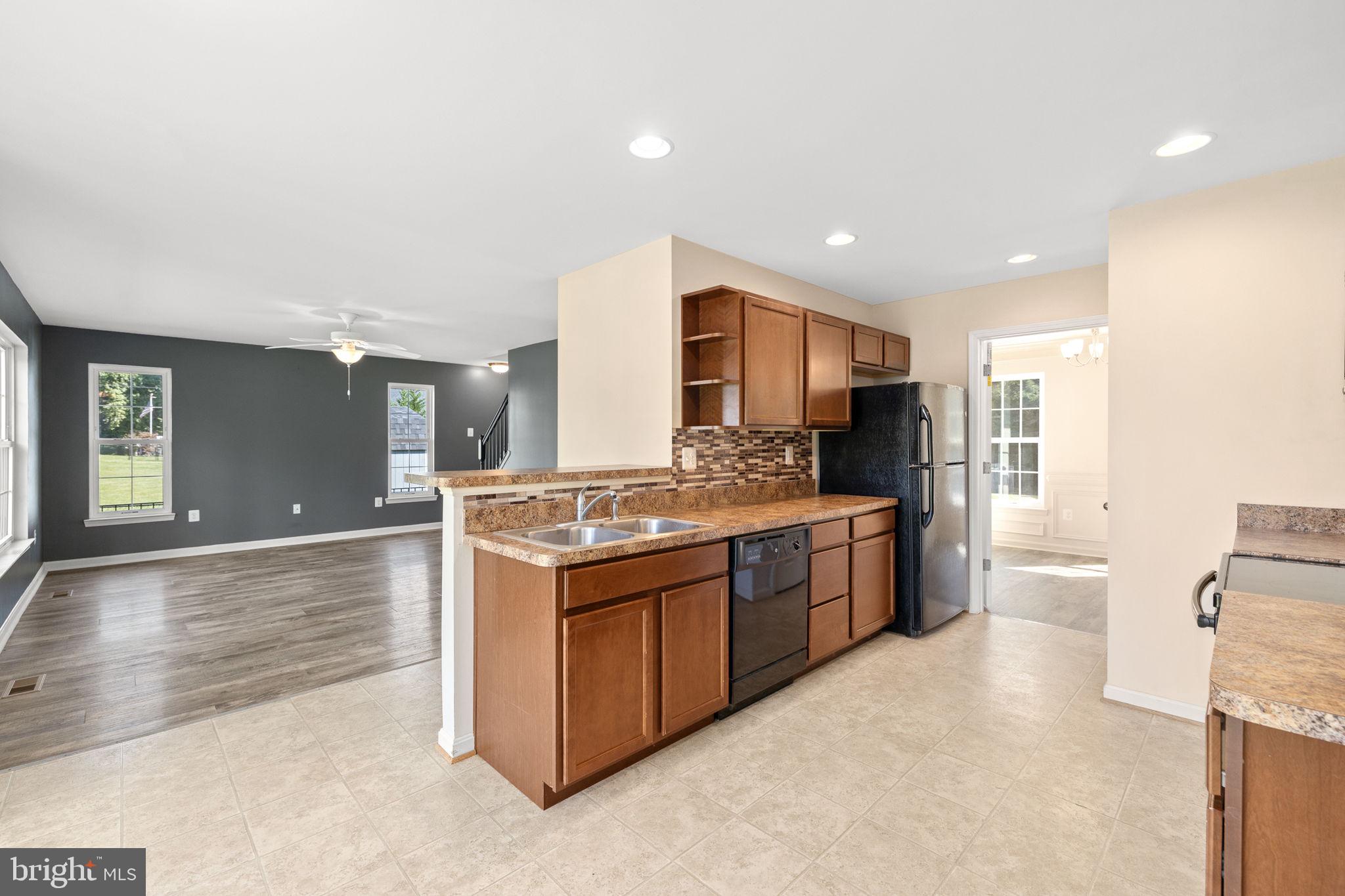 10504 Hudson Road King George, VA 22485 - Photo 5 of 43 Gallery Image 5