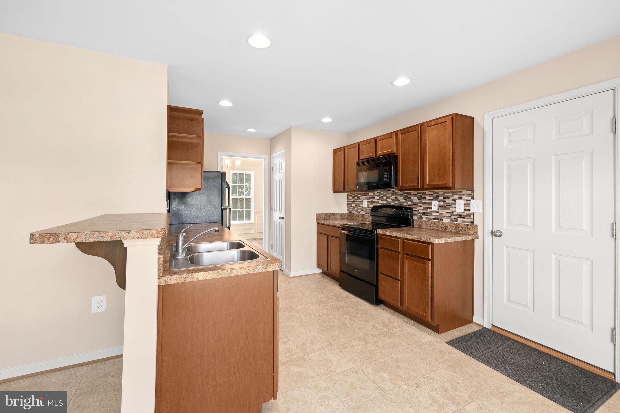 10504 Hudson Road King George, VA 22485 - Photo 6 of 43 Gallery Image 6
