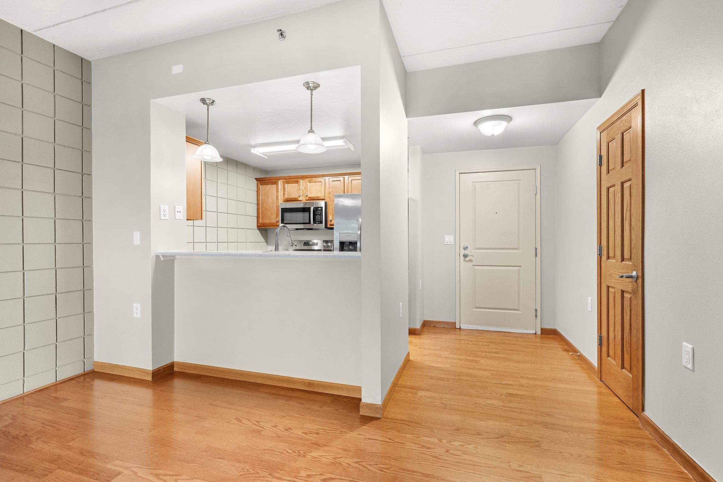 400 North Richmond Street, Unit 332 Appleton, WI 54911 - Photo 12 of 31