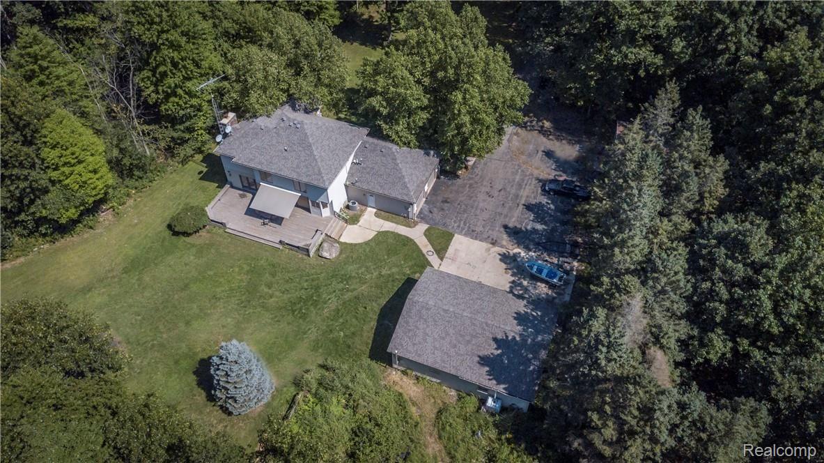 10551 Betterly Road Fowlerville, MI 48836 - Photo 32 of 34 033-10551Betterly-Howell-MI-48843-full.jpg