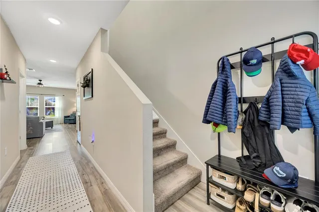 a view of entryway and workspace