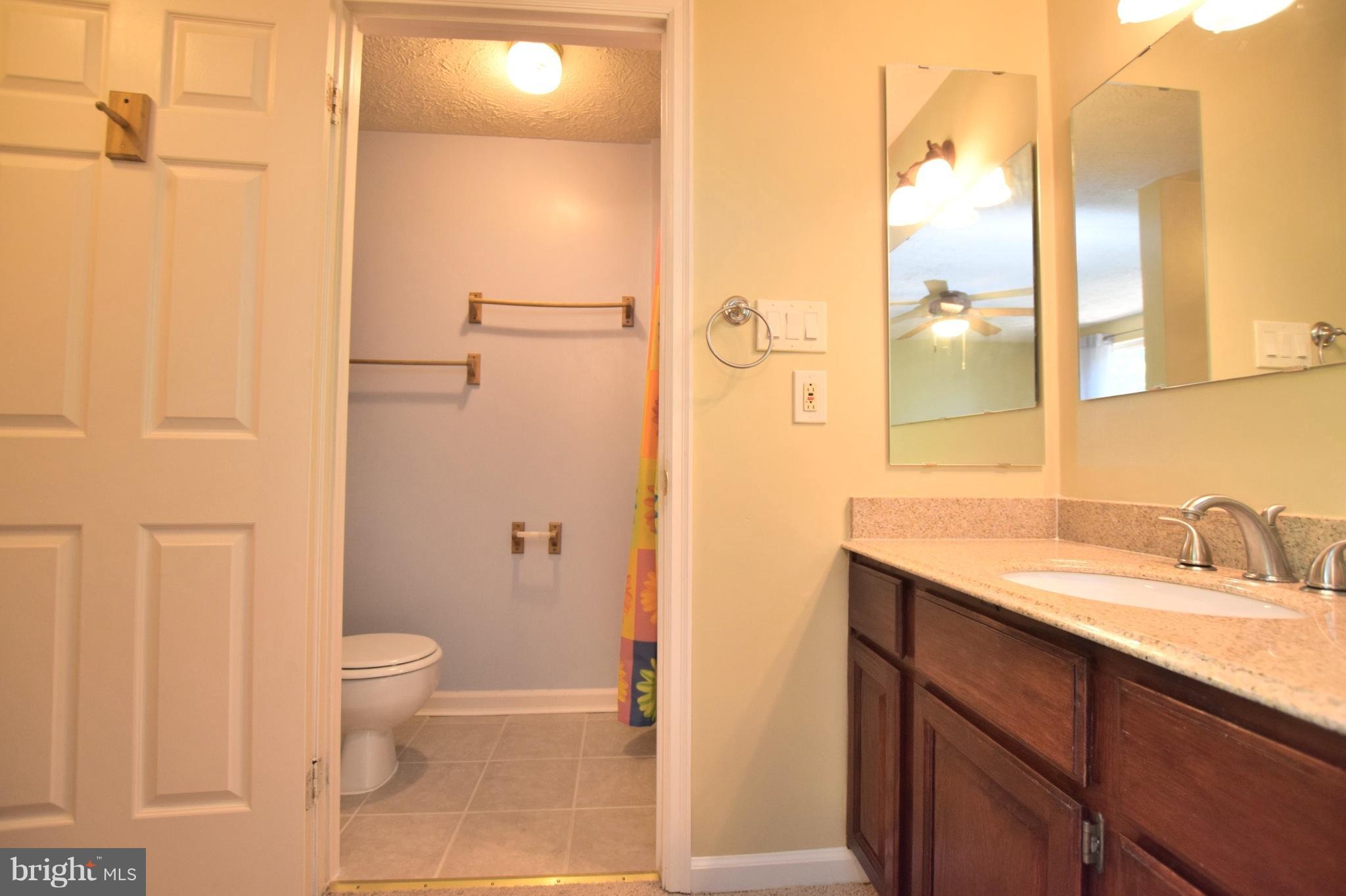 7575 Aspenpark Road Lorton, VA 22079 - Photo 13 of 20 Bath (Master)