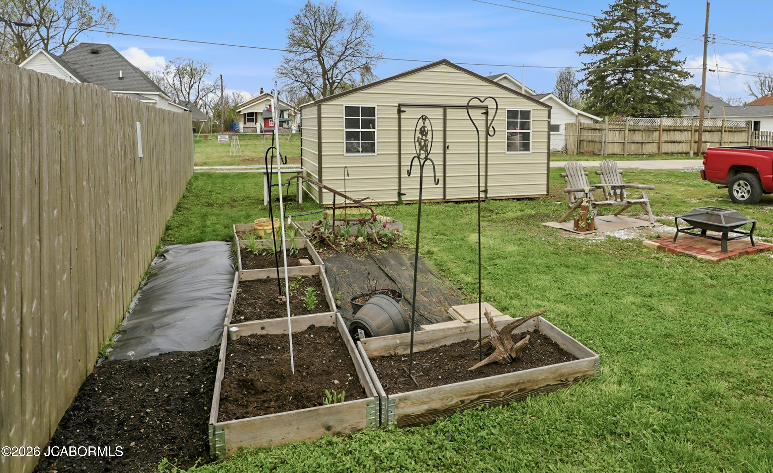 417 Garfield Avenue Moberly, MO 65270 - Photo 15 of 17 Back Yard