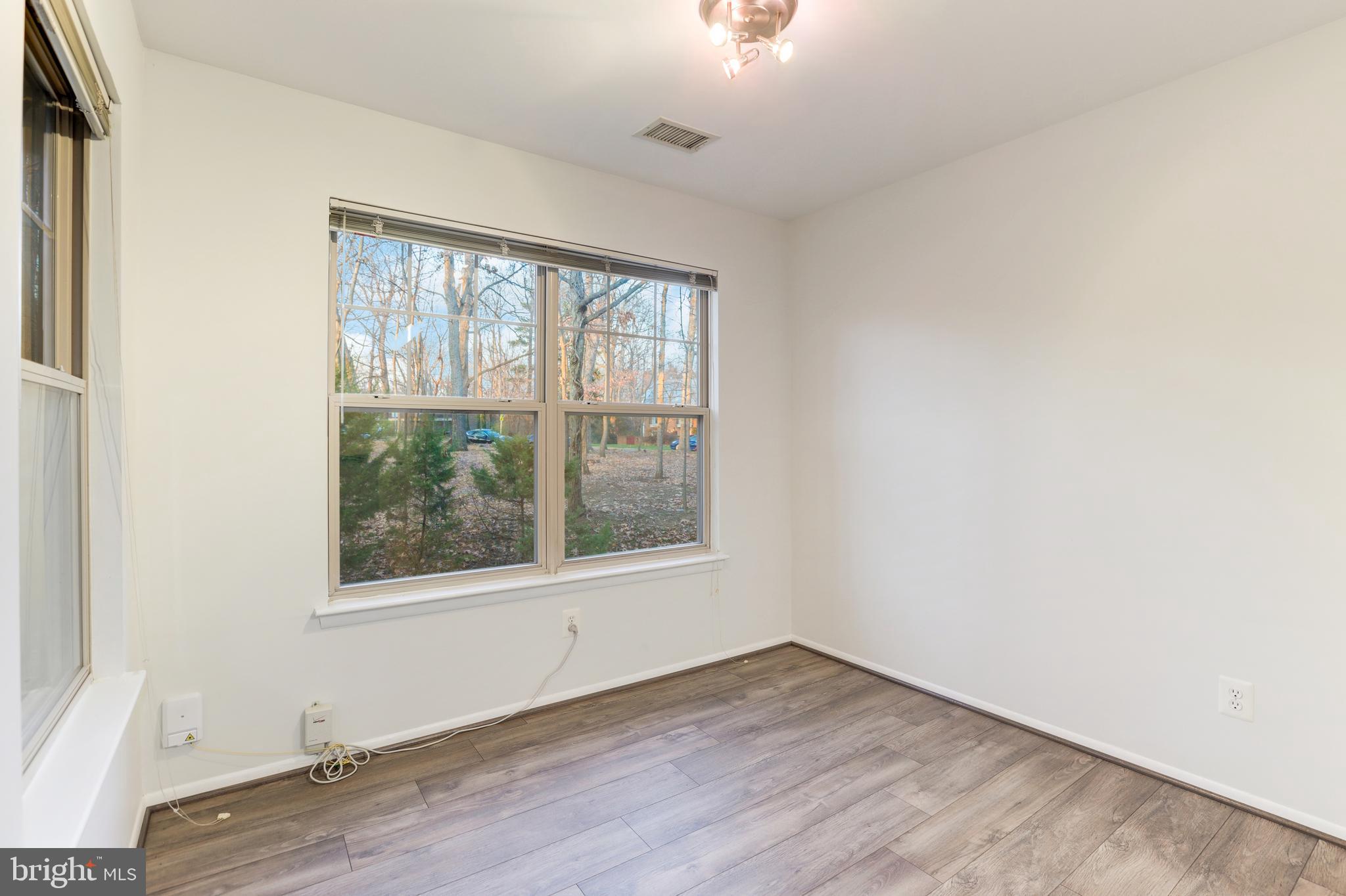 1702 Ascot Way Reston, VA 20190 - Photo 11 of 34 Gallery Image 11