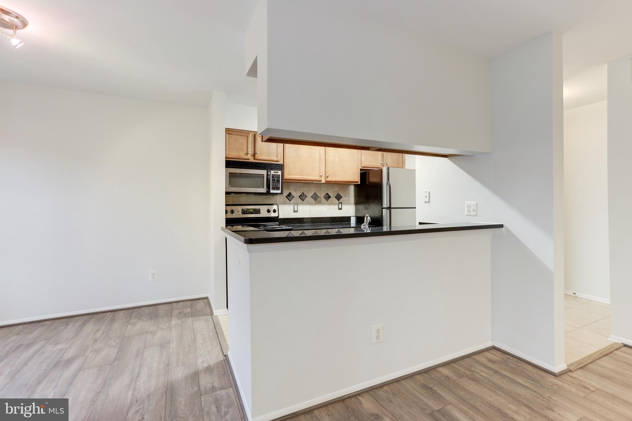1702 Ascot Way Reston, VA 20190 - Photo 15 of 34 Gallery Image 15