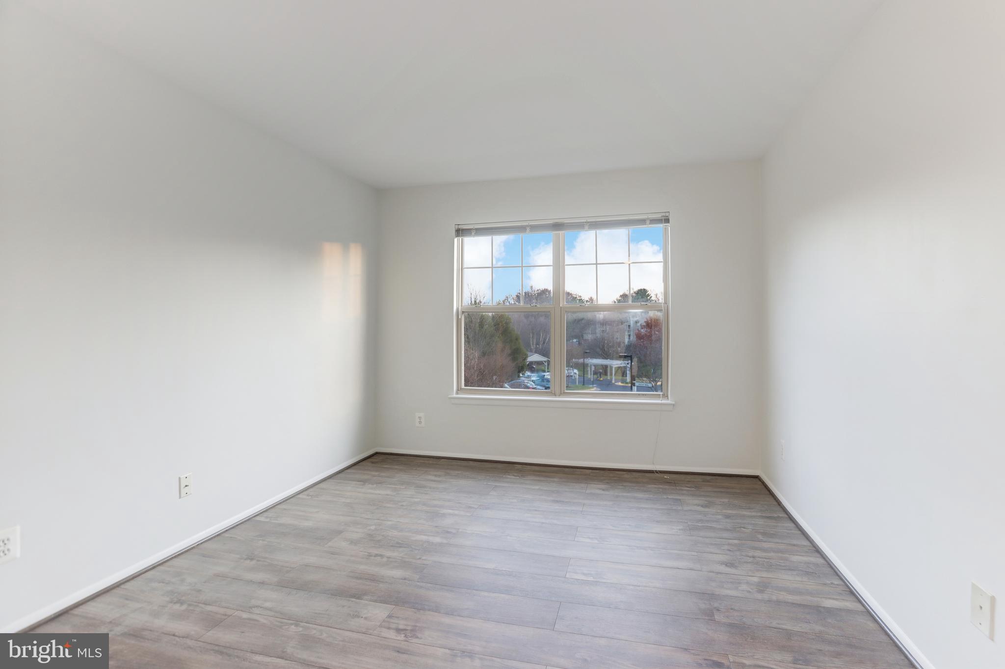 1702 Ascot Way Reston, VA 20190 - Photo 25 of 34 Gallery Image 25