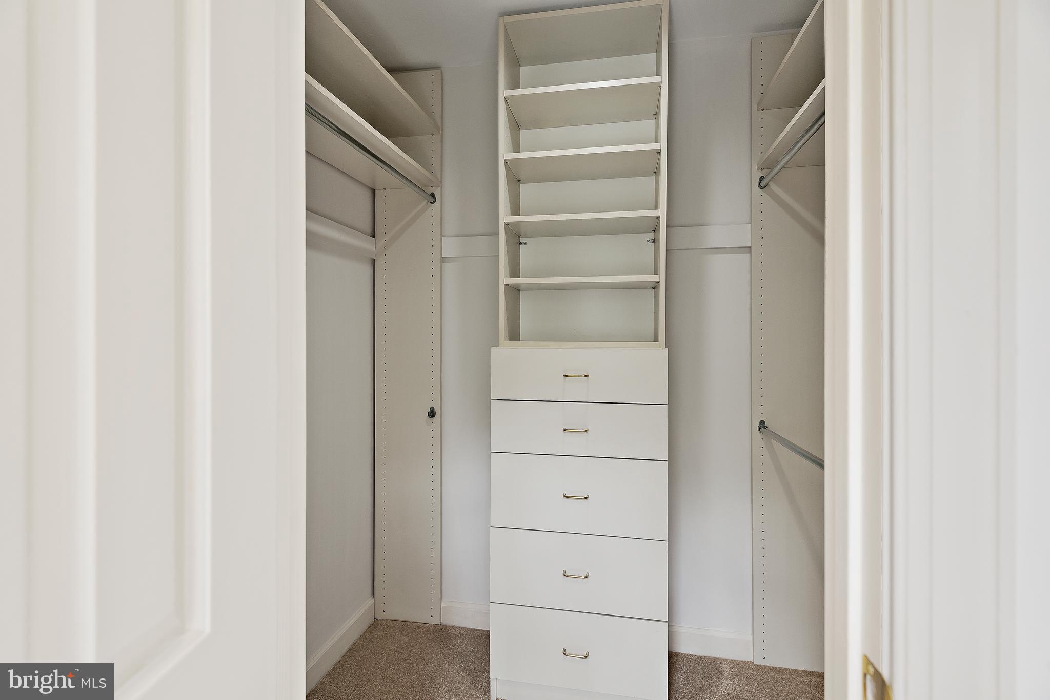 9621 River Road Potomac, MD 20854 - Photo 104 of 120 Walk-in closet