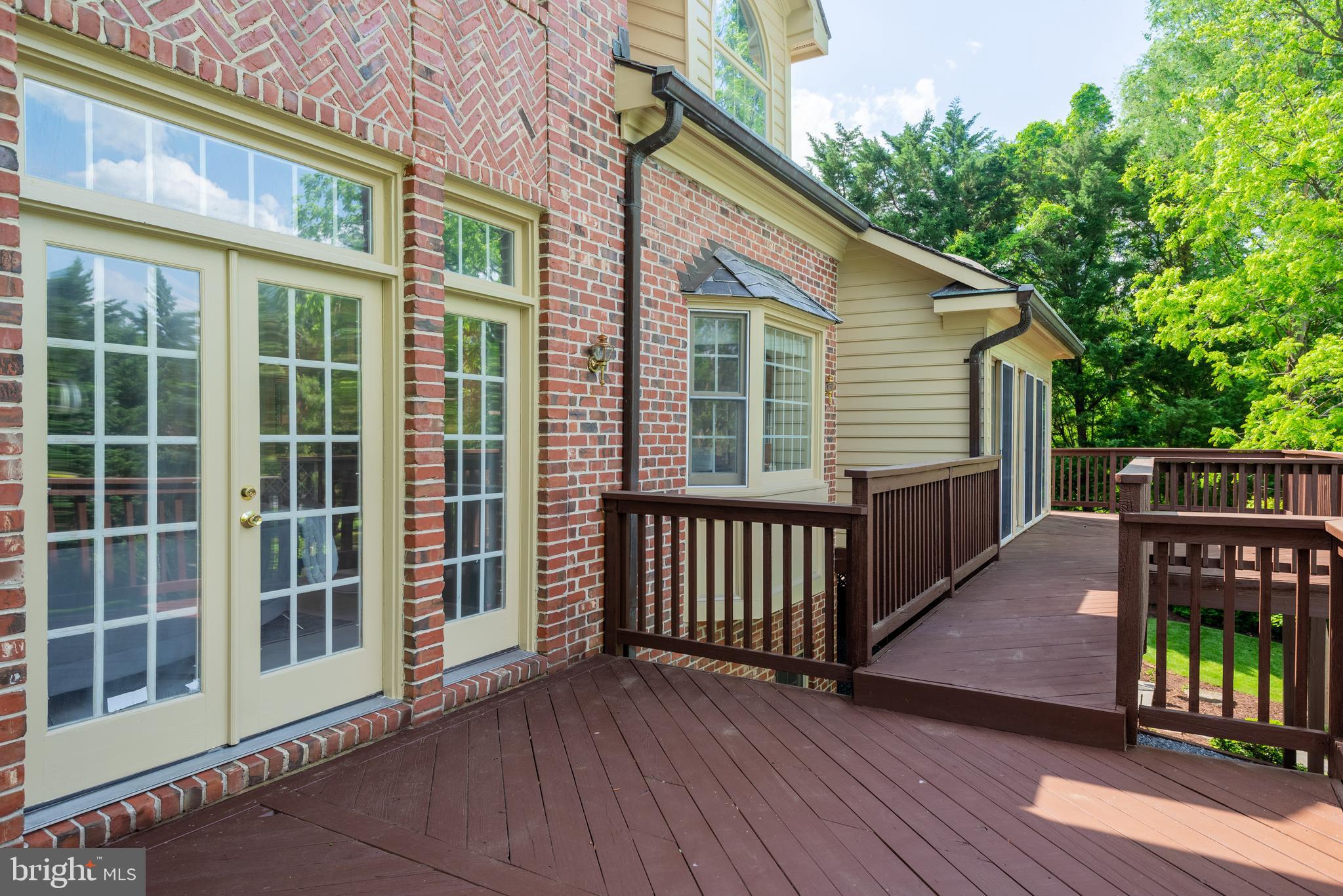 9621 River Road Potomac, MD 20854 - Photo 13 of 120 Deck from family room