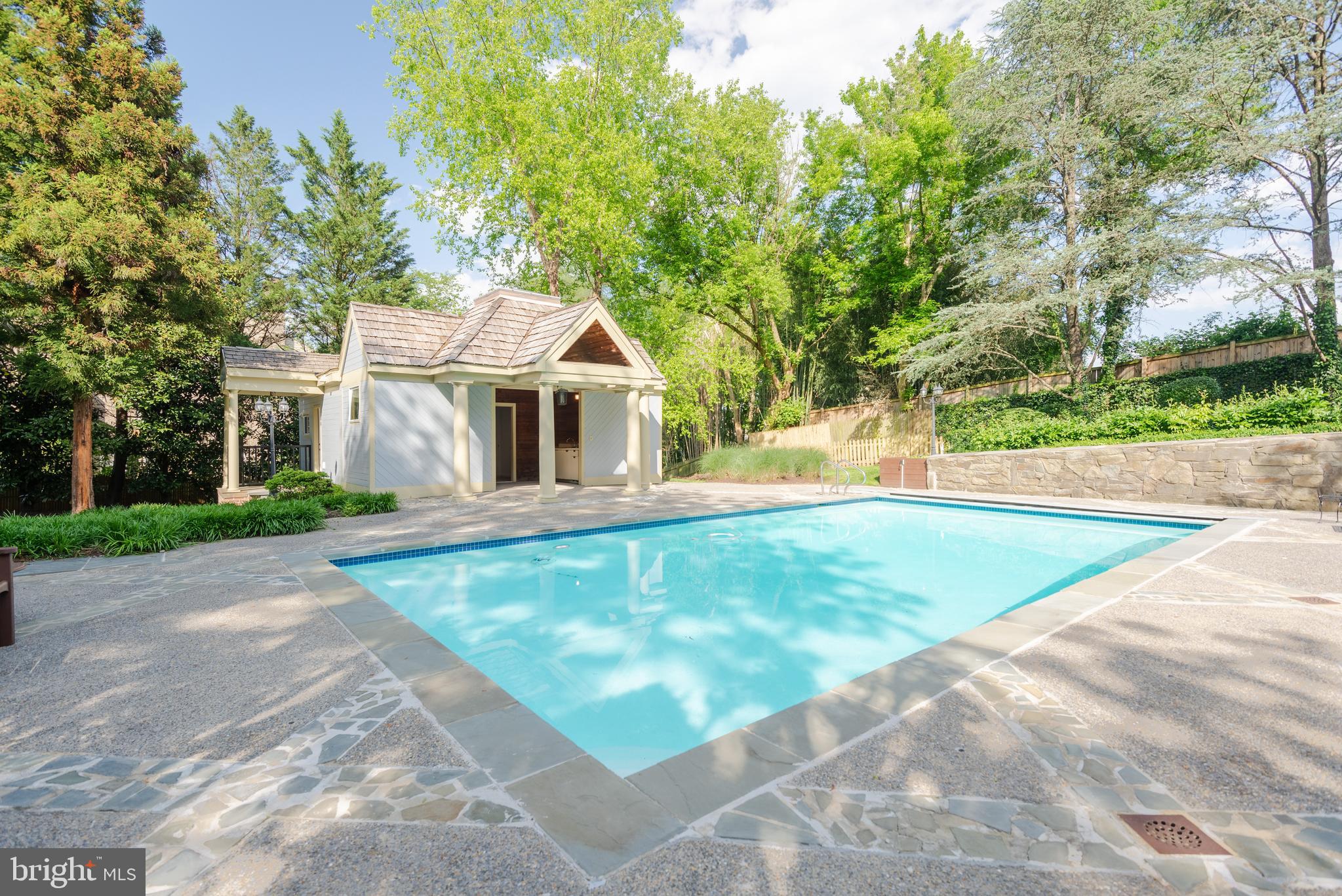 9621 River Road Potomac, MD 20854 - Photo 25 of 120 Pool and pool house