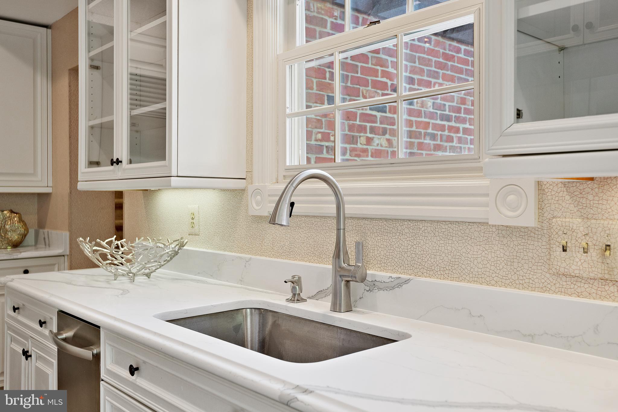 9621 River Road Potomac, MD 20854 - Photo 68 of 120 Kitchen