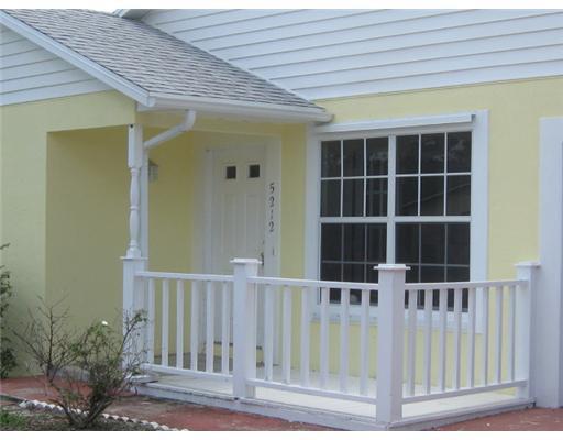 5212 Southeast Primrose Way Stuart, FL 34997 - Photo 2 of 9 Gallery Image 2