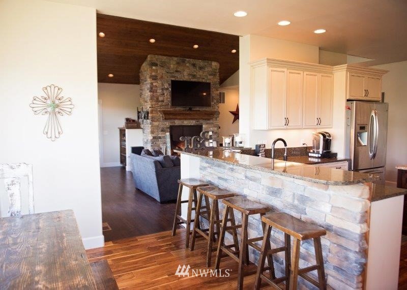 39 Horse Spring Coulee Road Tonasket, WA 98855 - Photo 11 of 24 Gallery Image 11