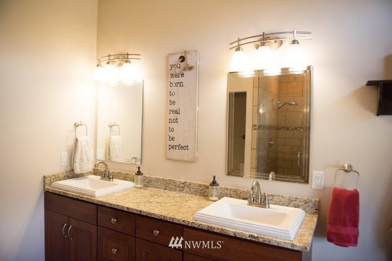 39 Horse Spring Coulee Road Tonasket, WA 98855 - Photo 14 of 24 Gallery Image 14