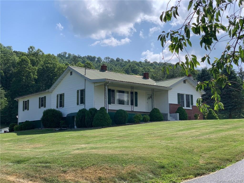 214 Jarrett Road Bakersville, NC 28705 - Photo 1 of 24 Gallery Image 1