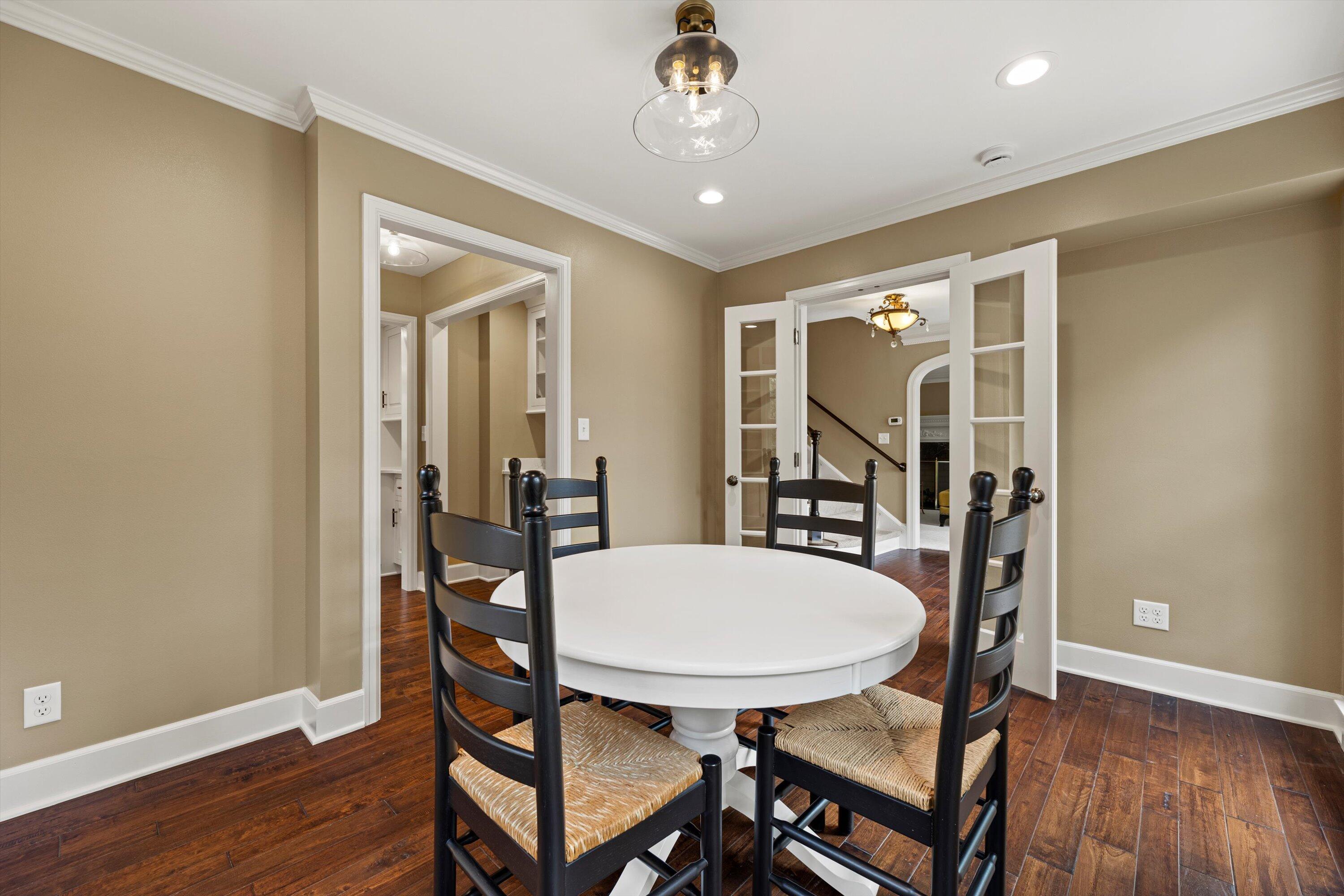 10060 North Range Line Road Mequon, WI 53092 - Photo 69 of 106 breakfast nook