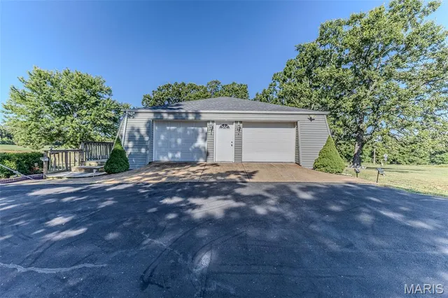 $399,900 | 15944 Hwy Ww, Lebanon, MO 65536