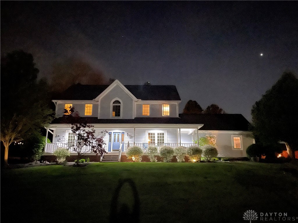 613 Rustic Trail Beavercreek, OH 45434 - Photo 1 of 98