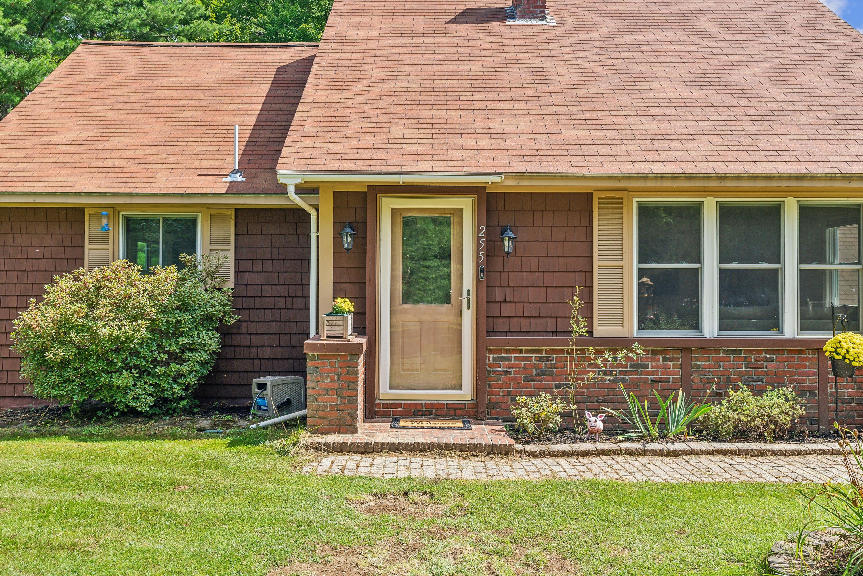 255 Ferry Road Lisbon, ME 04250 - Photo 14 of 47 DSC01650 (1)-min