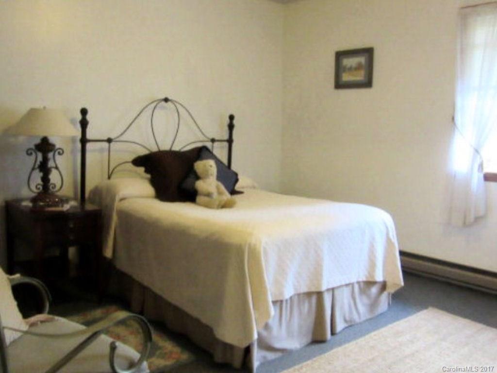 82 Iron Mountain Road Sylva, NC 28779 - Photo 15 of 24 Gallery Image 15