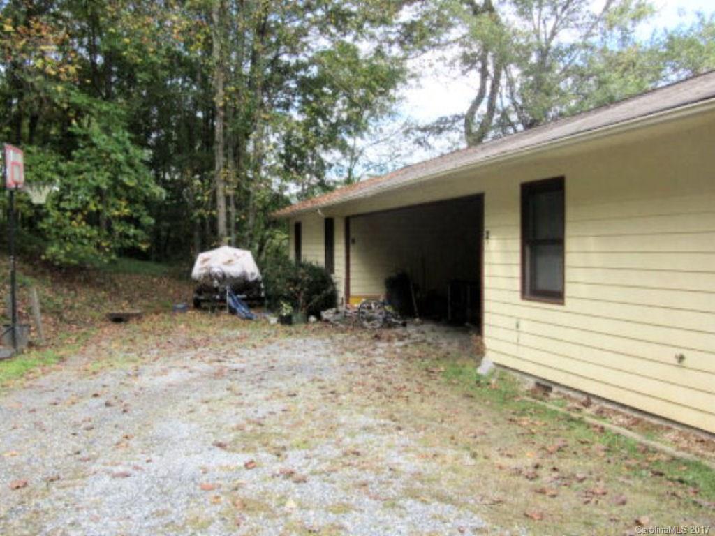 82 Iron Mountain Road Sylva, NC 28779 - Photo 20 of 24 Gallery Image 20