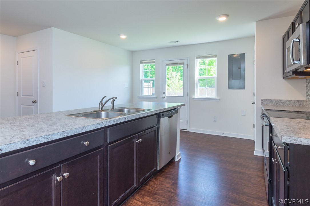 1322 Stone Ridge Park Loop Richmond, VA 23228 - Photo 12 of 33 Gallery Image 12
