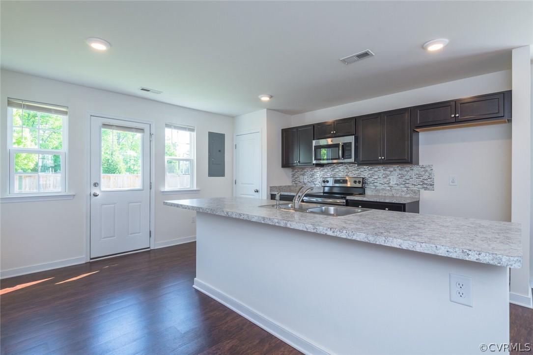 1322 Stone Ridge Park Loop Richmond, VA 23228 - Photo 13 of 33 Gallery Image 13