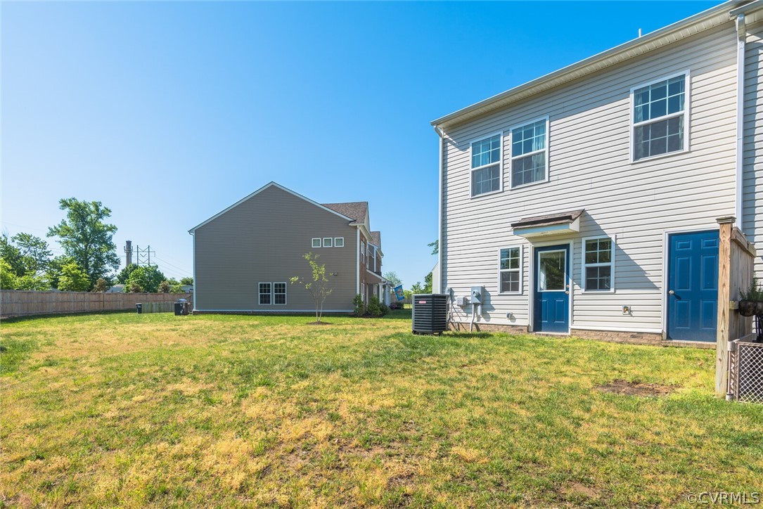 1322 Stone Ridge Park Loop Richmond, VA 23228 - Photo 32 of 33 Gallery Image 32