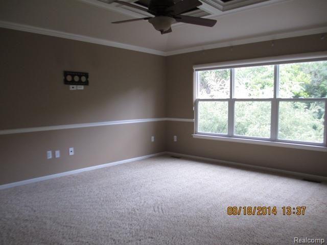 2440 Jackson Drive Rochester, MI 48309 - Photo 14 of 20 IMG_2927.jpg