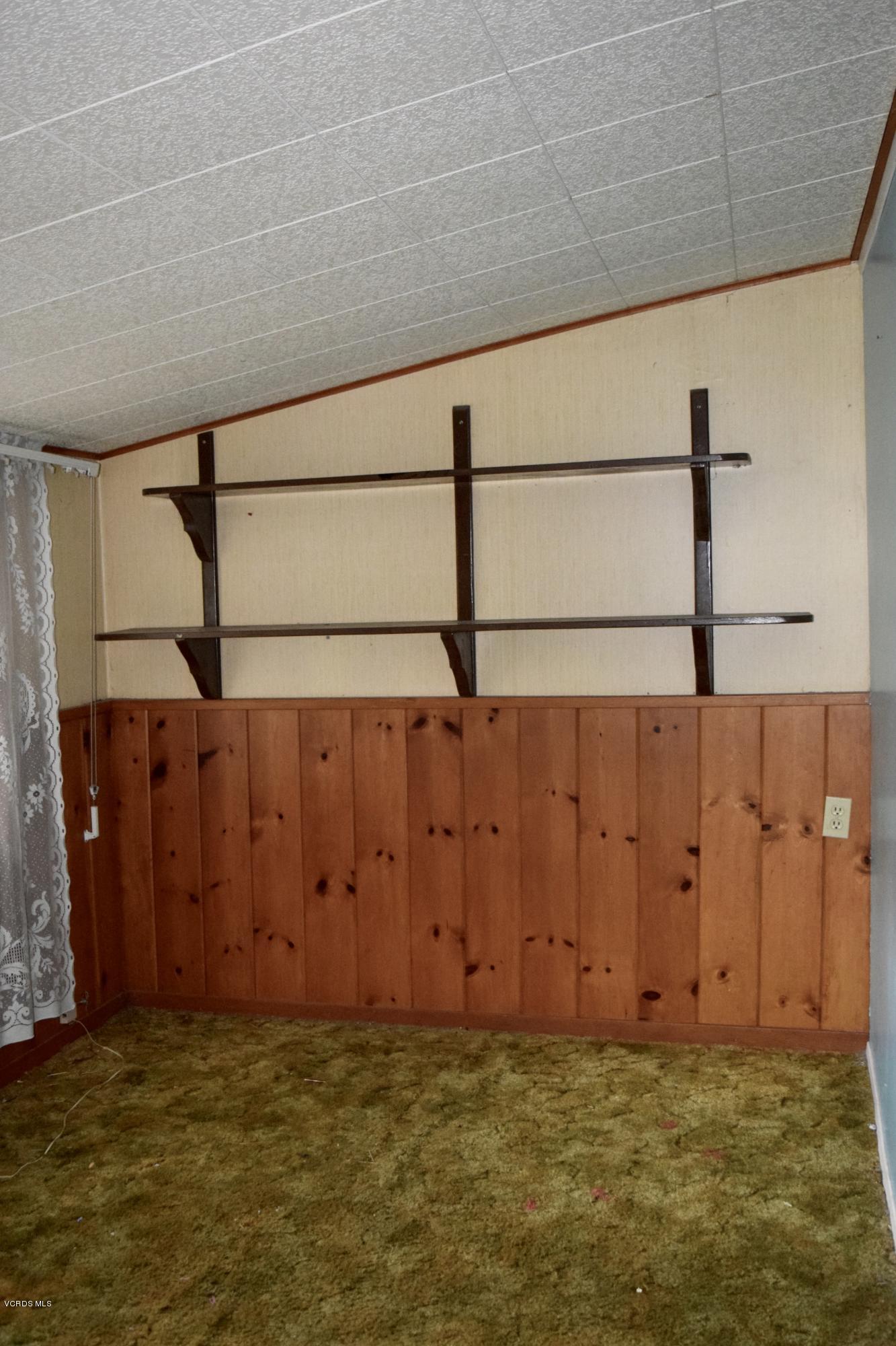 11802 Koenigstein Road Santa Paula, CA 93060 - Photo 14 of 25 Bonus Room