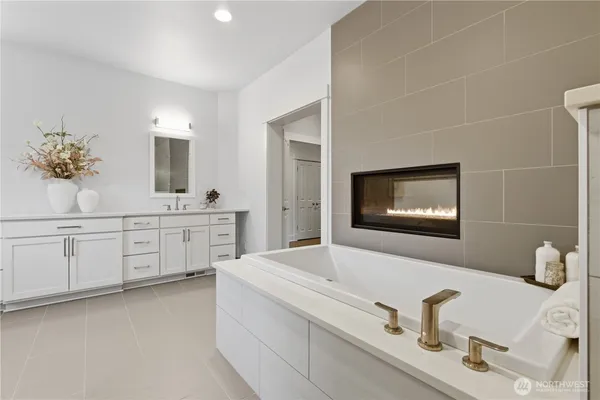 $1,999,995 | 260 Northeast Alder Street, Issaquah, WA 98027