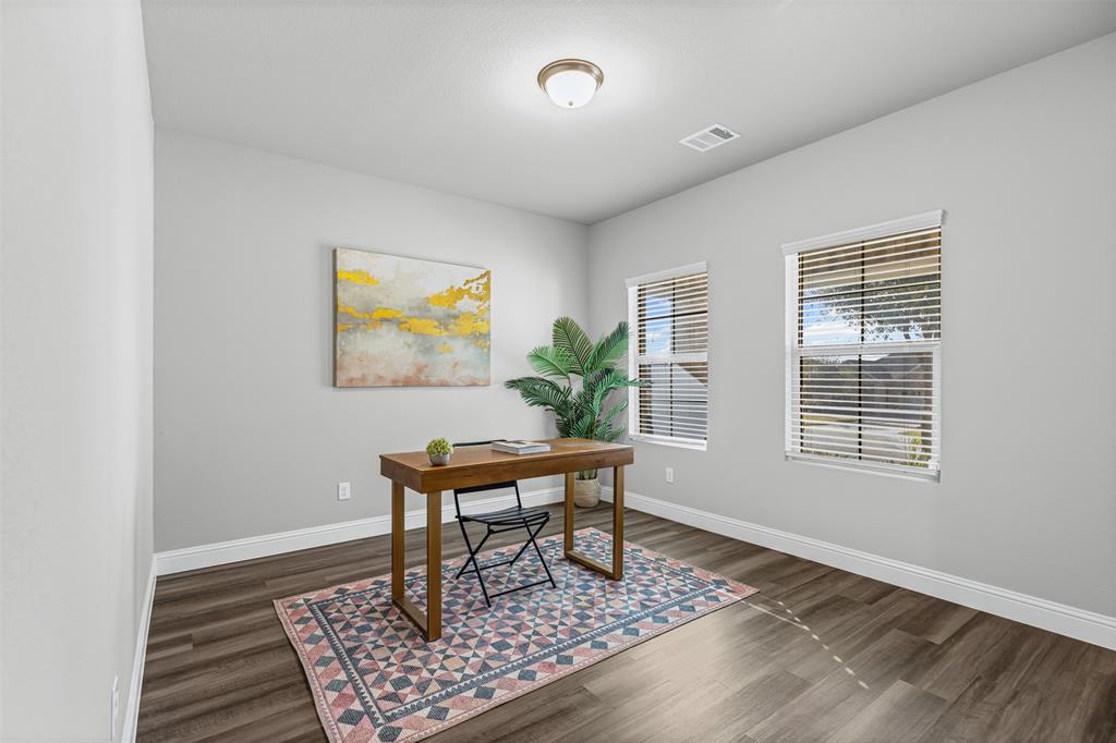 10508 Brookshire Road Fort Worth, TX 76126 - Photo 4 of 31 Beautiful front office with tons of natural light!