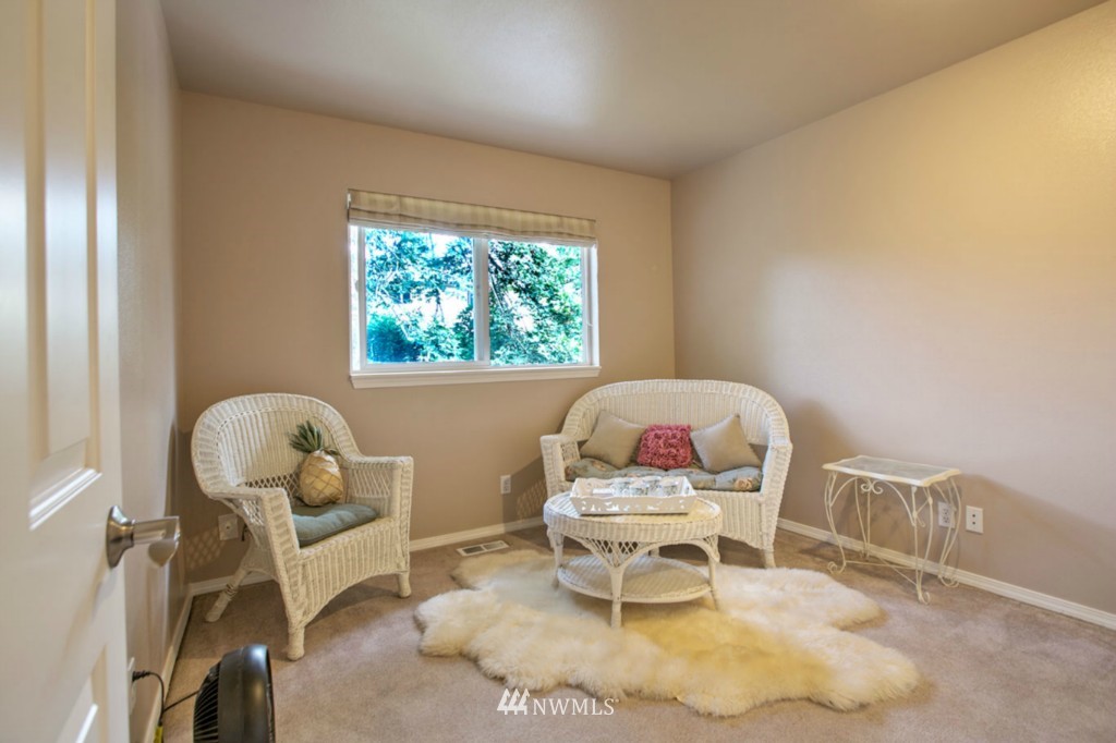 1016 North 28th Place Renton, WA 98056 - Photo 14 of 20 Gallery Image 14