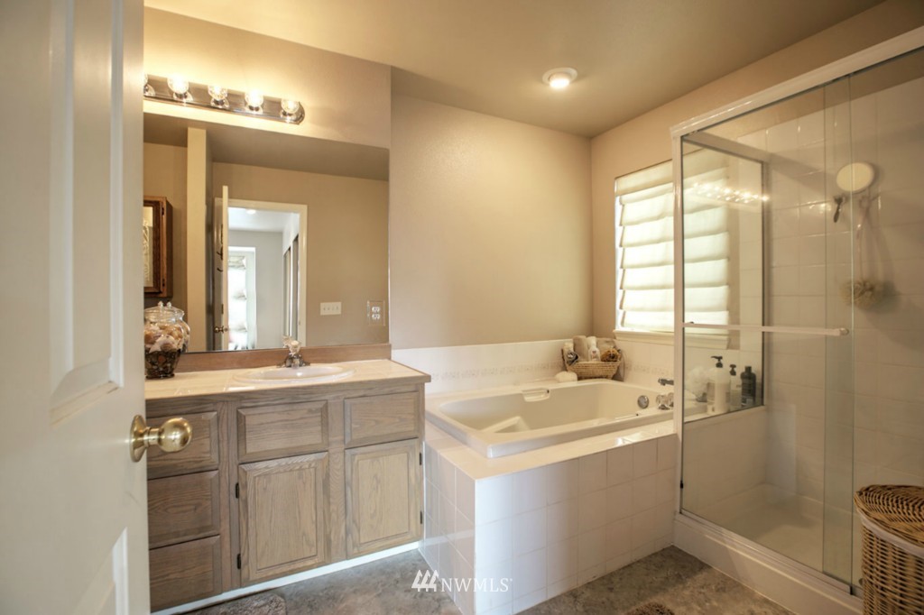 1016 North 28th Place Renton, WA 98056 - Photo 10 of 20 Gallery Image 10