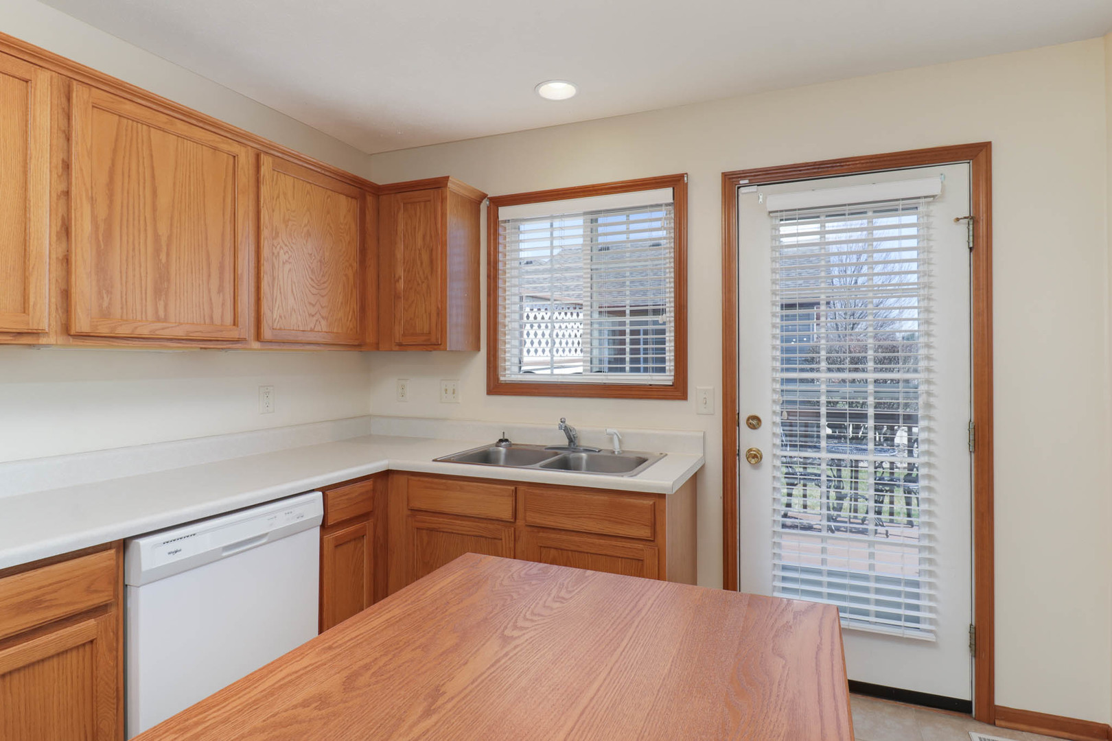 1407 Windham Hill Road, Unit 1407 Bloomington, IL 61704 - Photo 13 of 41