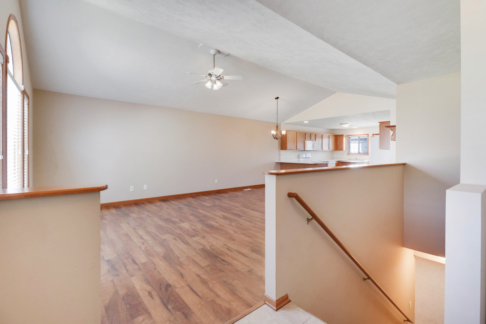 1407 Windham Hill Road, Unit 1407 Bloomington, IL 61704 - Photo 3 of 41