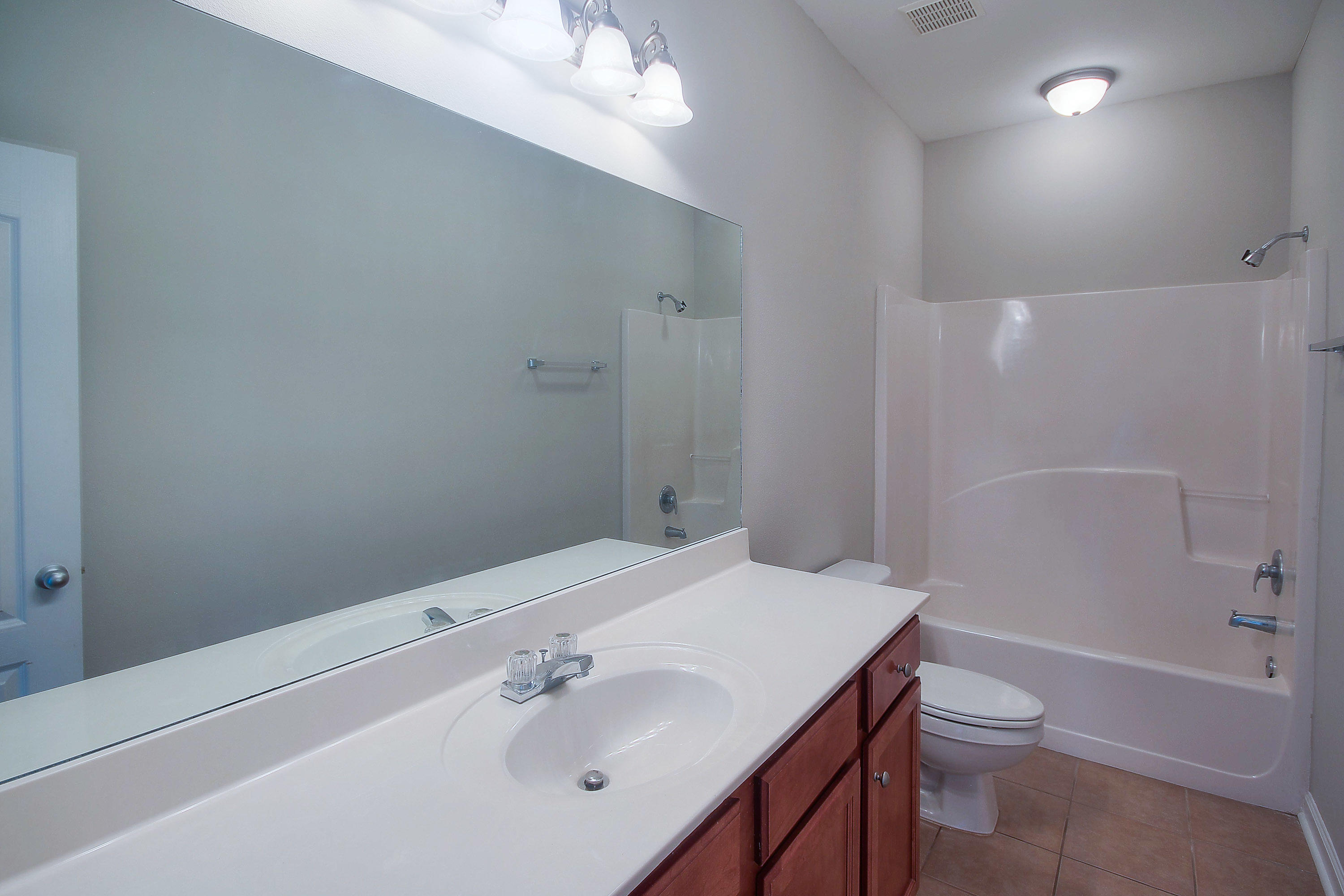 260 Tropical Way Freeport, FL 32439 - Photo 17 of 27 Gallery Image 17