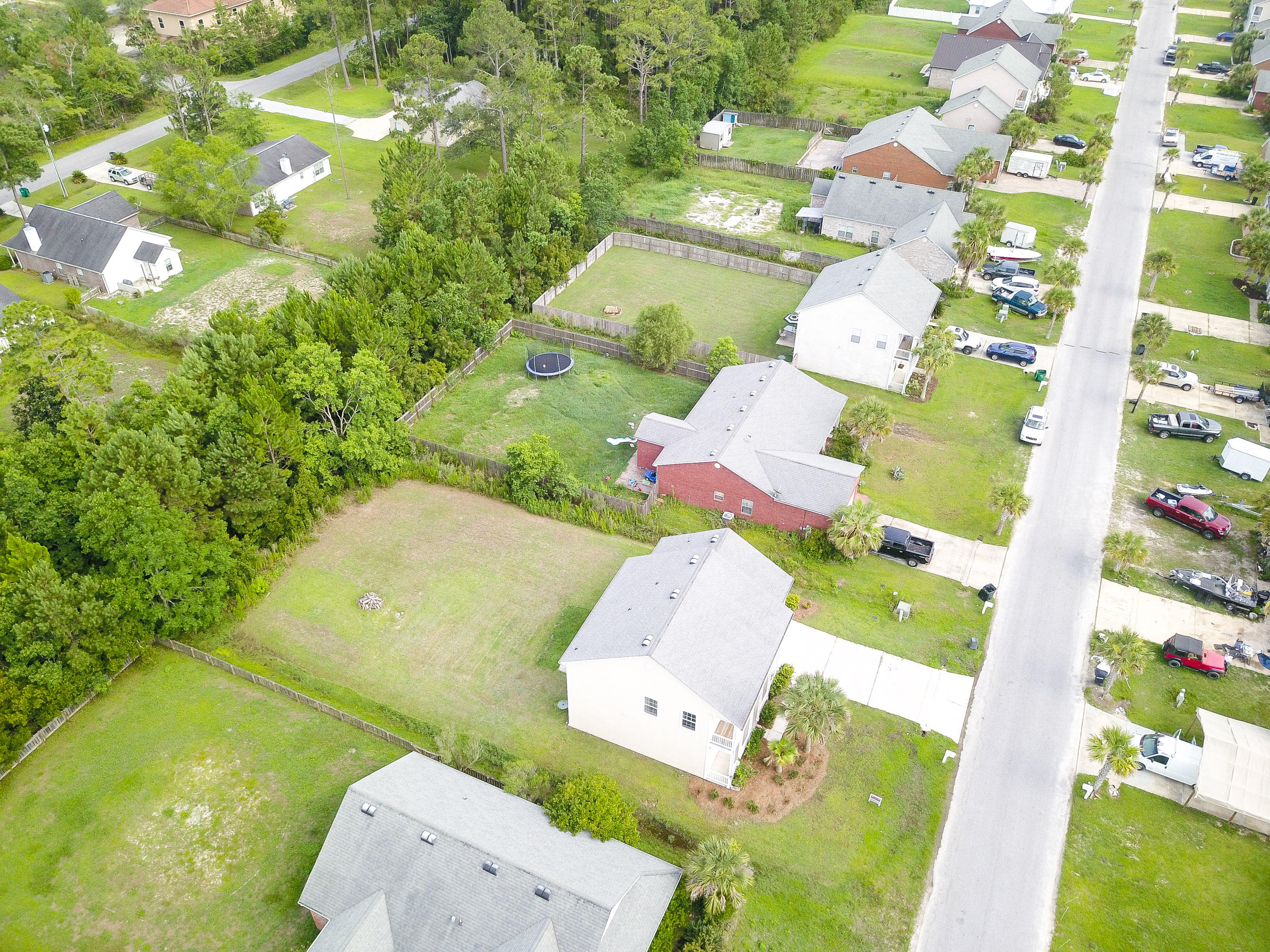 260 Tropical Way Freeport, FL 32439 - Photo 23 of 27 Gallery Image 23
