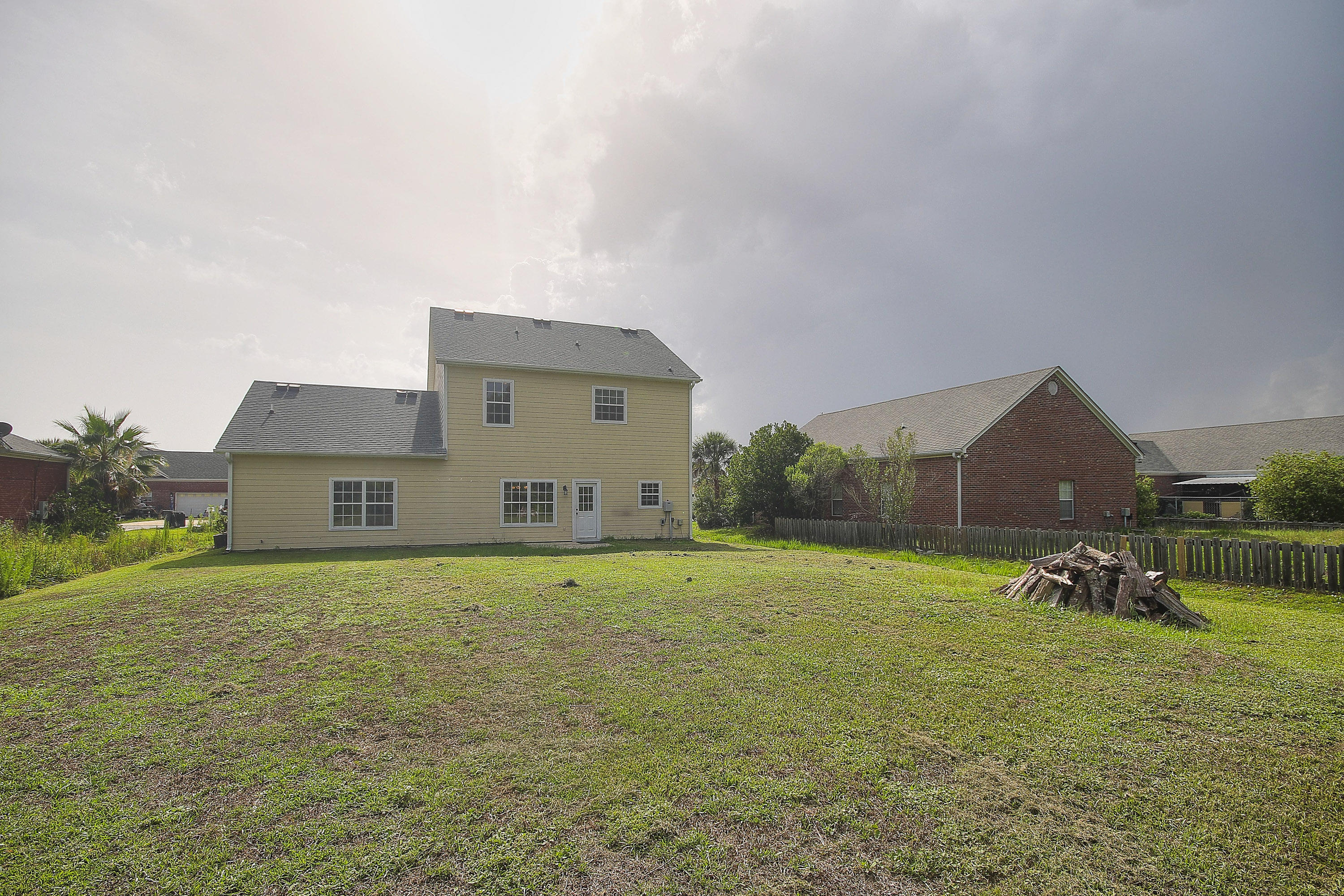 260 Tropical Way Freeport, FL 32439 - Photo 26 of 27 Gallery Image 26