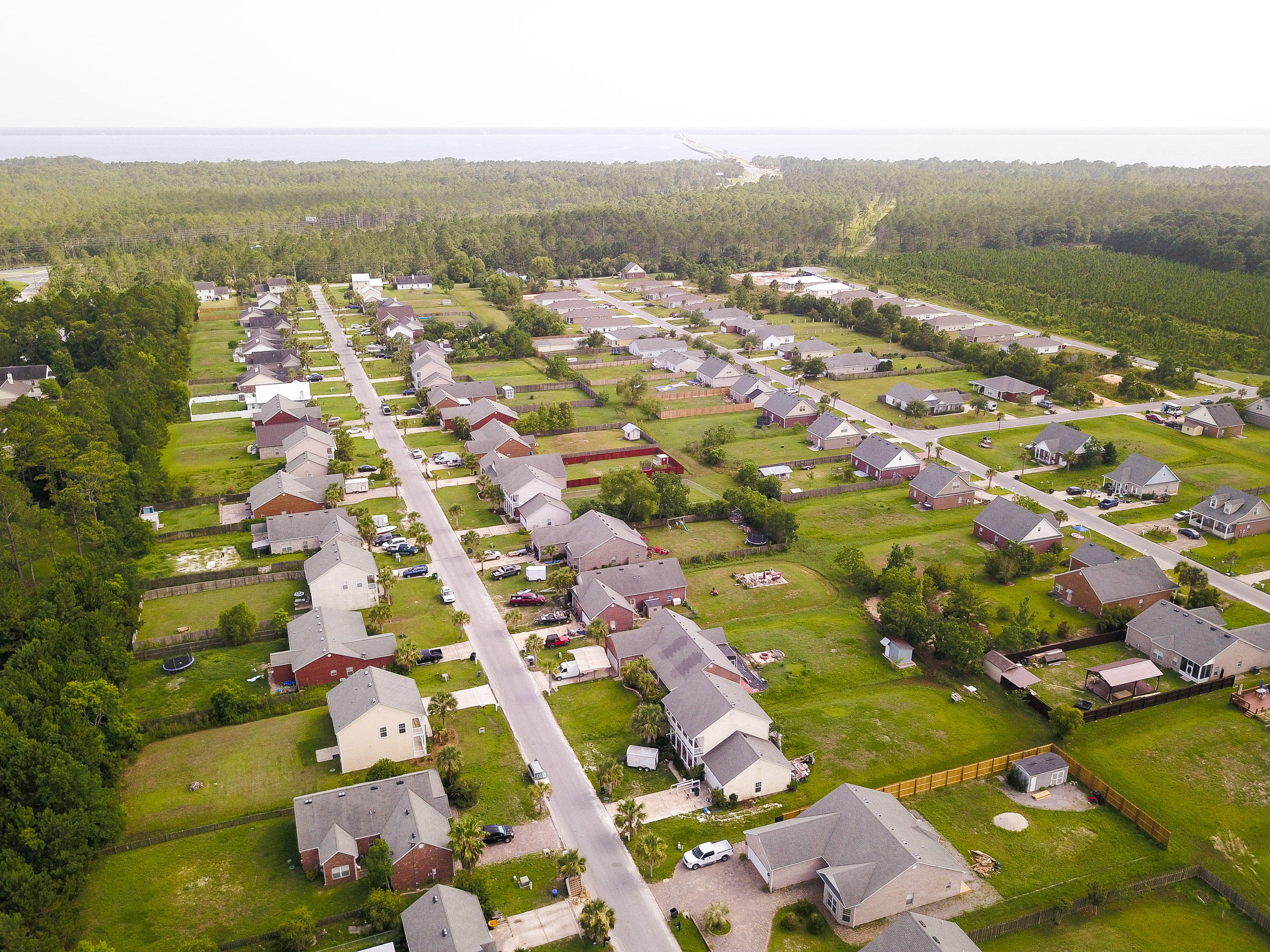 260 Tropical Way Freeport, FL 32439 - Photo 6 of 27 Gallery Image 6